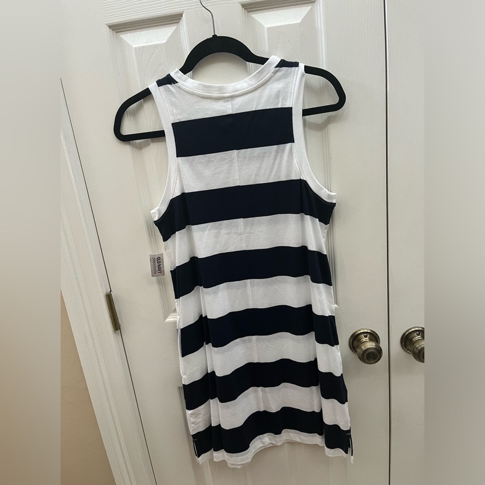 NEW OLD NAVY NAUTICAL SLEEVELESS STRIPPED DRESS WITH POCKETS SIZE SMALL - Picture 2 of 5